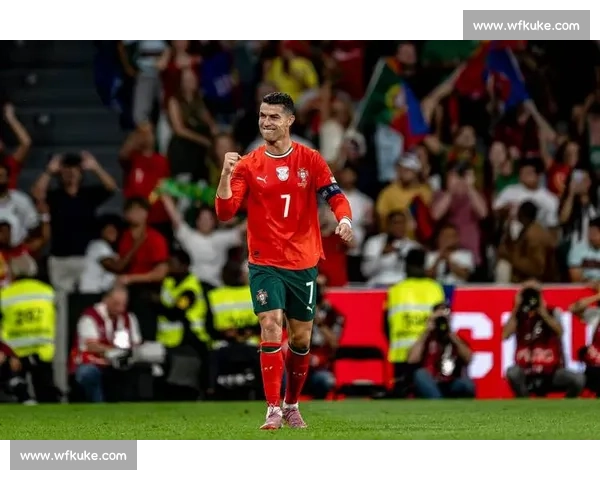 体坛联播：C 罗世预赛双响追纪录 苏超 6 万观众再破纪录