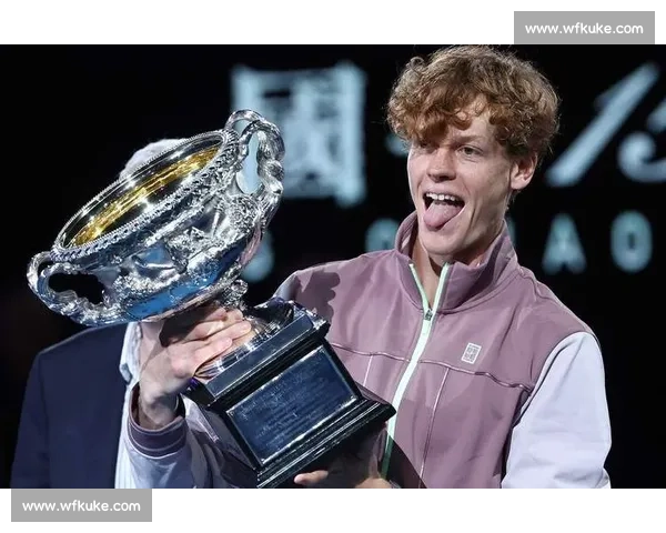 直击澳网!冠军榜风云变幻,谁是今年最耀眼的星 直击澳网!冠军榜风云变幻,谁是今年最耀眼的星