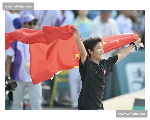 青春风暴！00后小将刷新纪录，苏超射手榜未来已来！